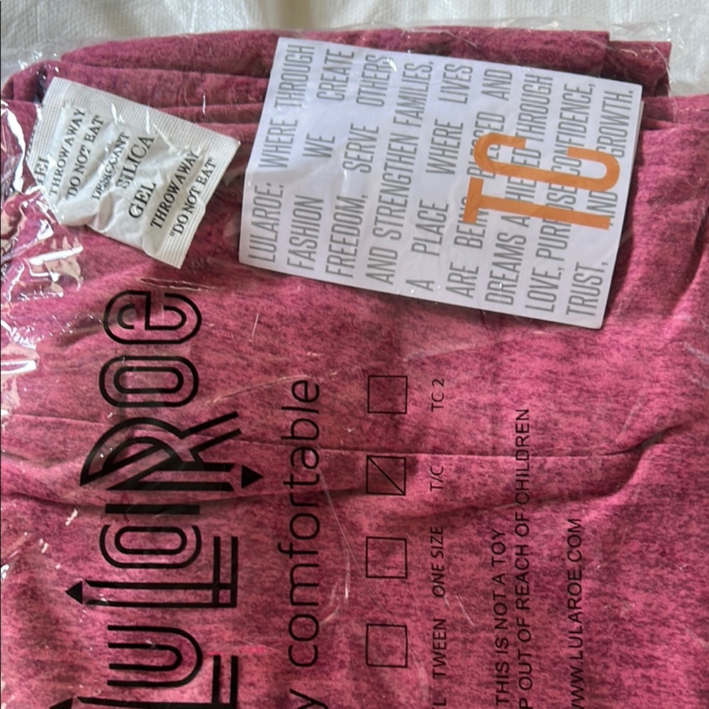 LuLaRoe Heathered Pink Leggings - Picture 2 of 2